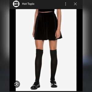 Hot Topic Velvet Skater Pocket Skirt